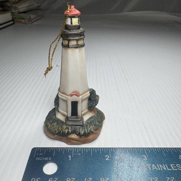 1998 Cosmos POINT CHEHALIS, WA Lighthouse Christmas Ornament 3-5/8" Tall EUC - Picture 1 of 7